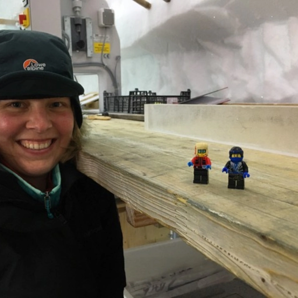 Forsker Petra Langebroek med legofigurer KlimaNinja på Grønland