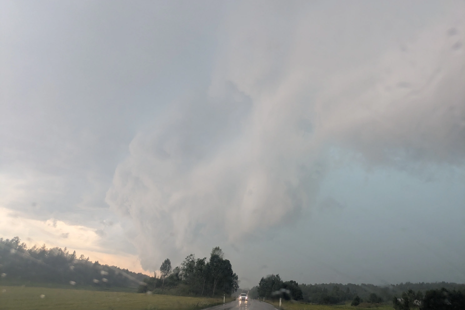 Heading for the rain. Photo: Kjersti Konstali